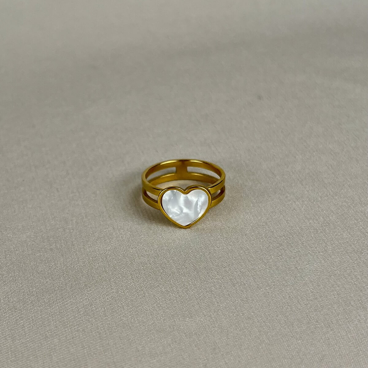 Eterna Heart Ring