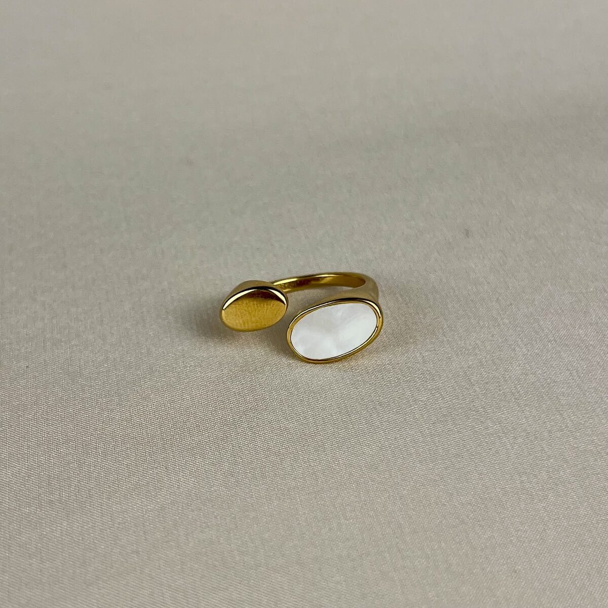 Golden Pearl Duet Ring