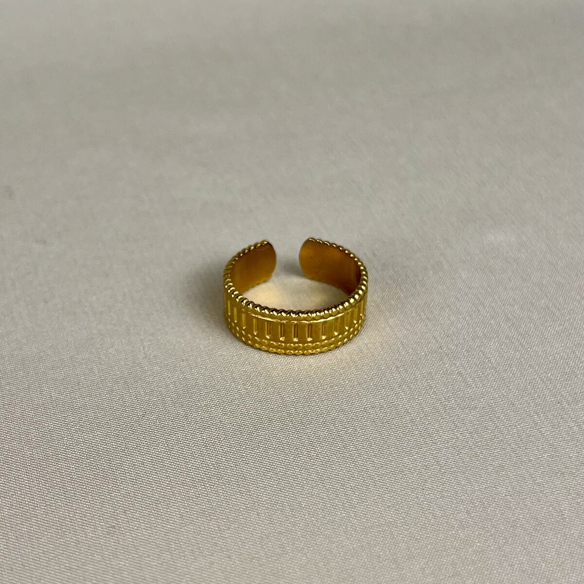 Golden Vertical Bar Ring
