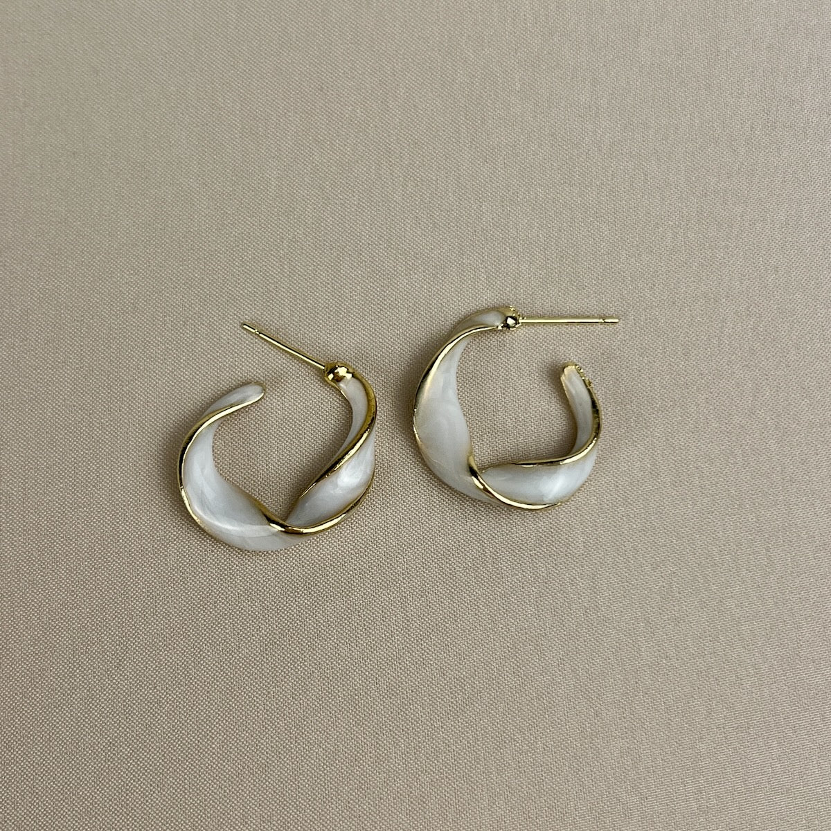 Pearl Swirl Hoops