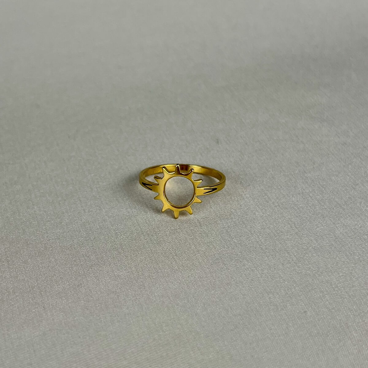 Radiant Sunbeam Ring