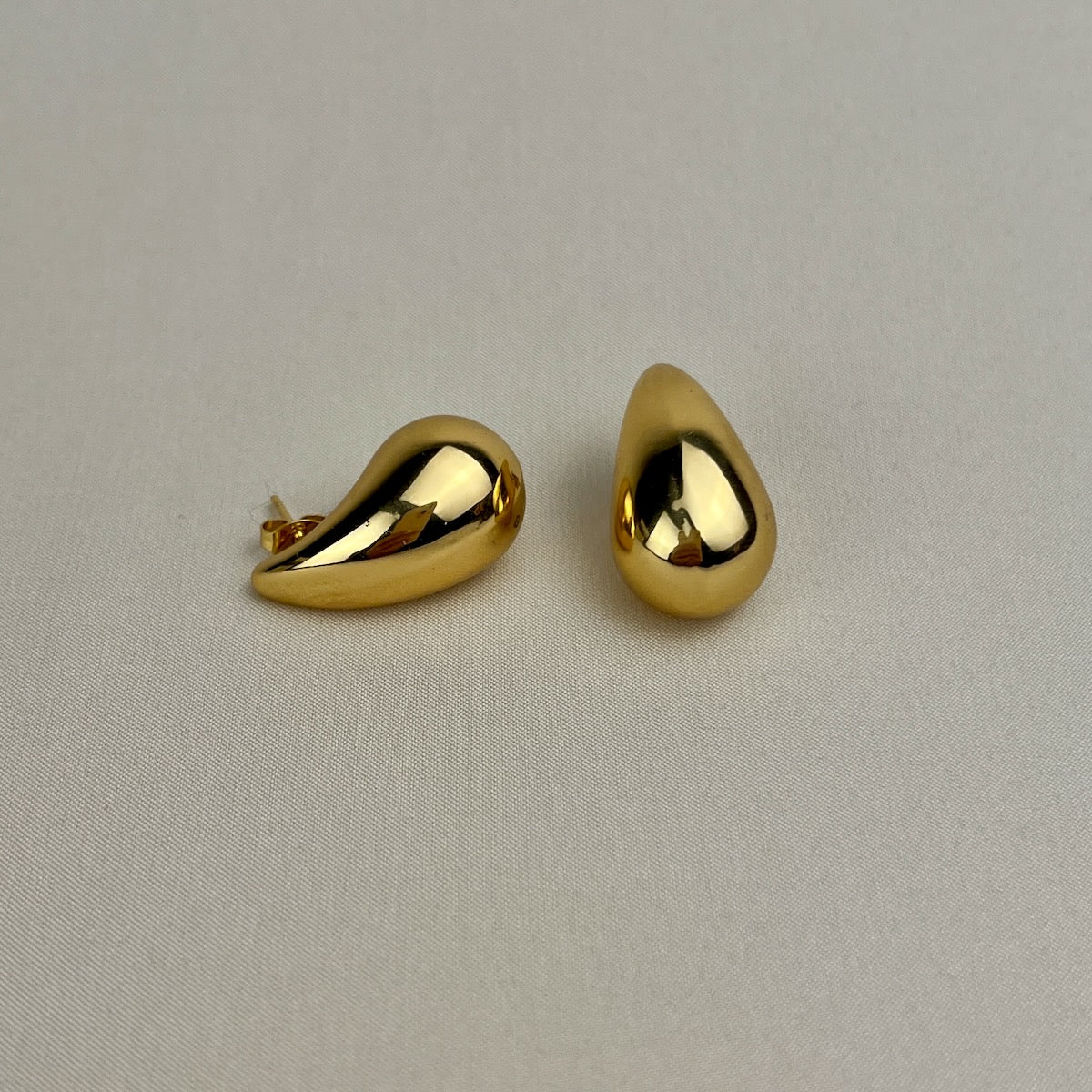 Sculpted Gold Teardrop Earrings