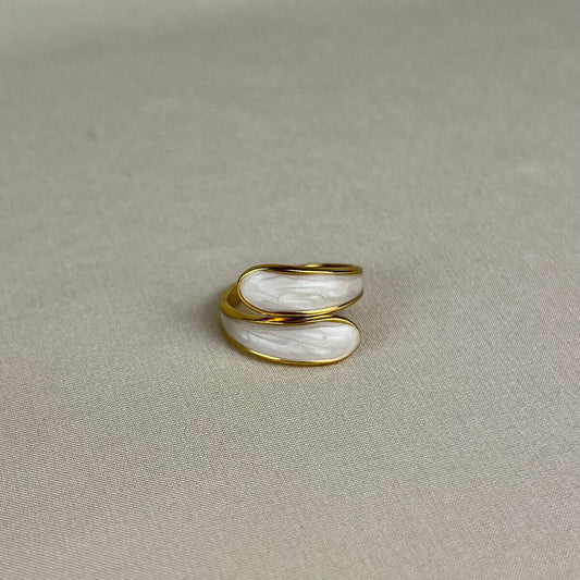 Elegant White Curve Ring