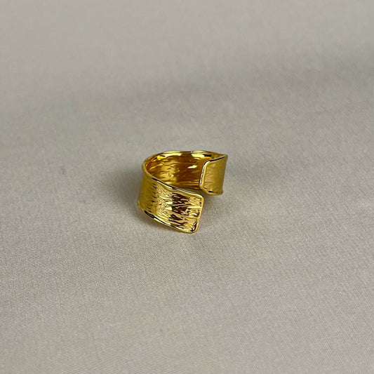 Golden Abstract Wave Ring