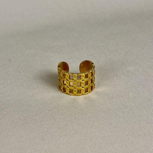 Golden Lattice Band Ring
