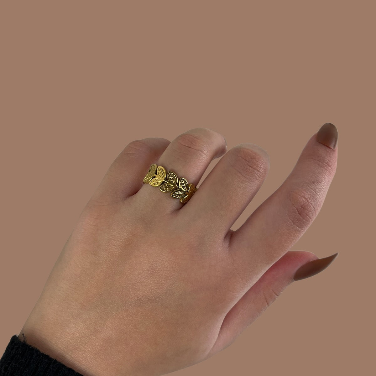 Golden Leaf Band Ring