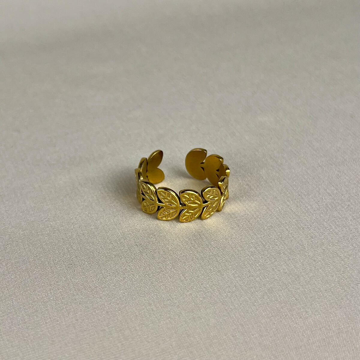 Golden Leaf Band Ring