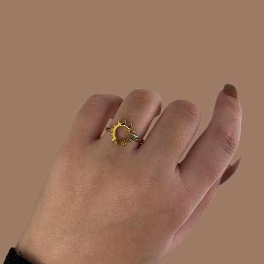 Radiant Sunbeam Ring
