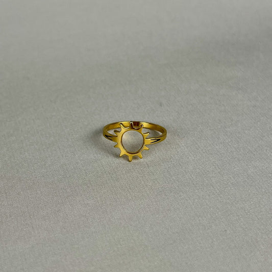 Radiant Sunbeam Ring