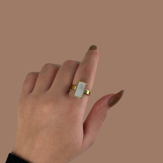 Rectangular Pearl Golden Ring