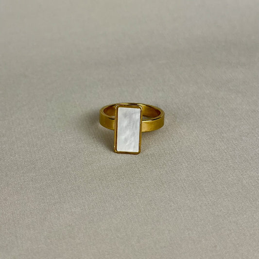 Rectangular Pearl Golden Ring