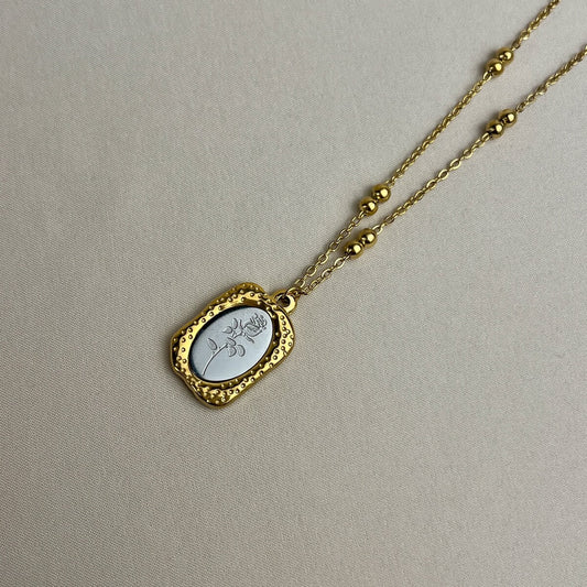 Rosette Amour Necklace