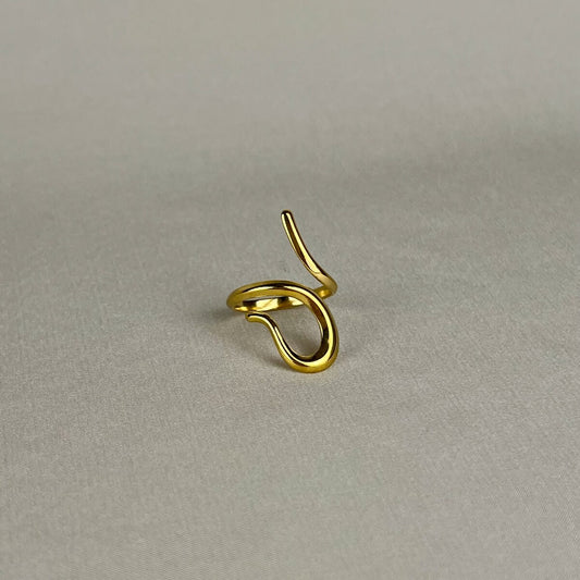 Serpentine Flow Ring